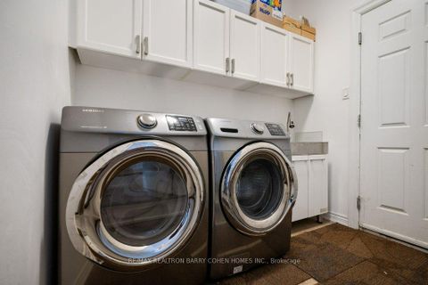 Photo 14 at 17 Lourakis Street, Jefferson, Richmond Hill