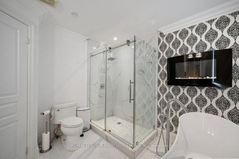 Photo 19 at 17 Lourakis Street, Jefferson, Richmond Hill