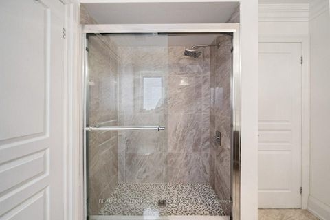 Photo 24 at 17 Lourakis Street, Jefferson, Richmond Hill