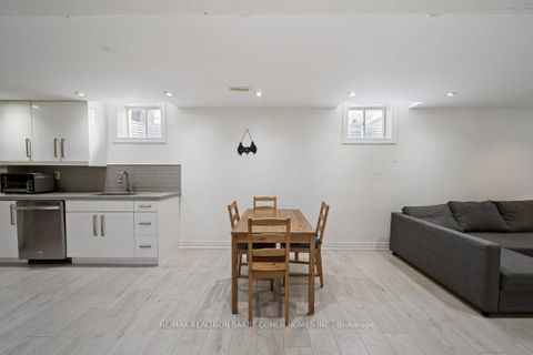 Photo 29 at 17 Lourakis Street, Jefferson, Richmond Hill