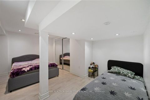 Photo 33 at 17 Lourakis Street, Jefferson, Richmond Hill