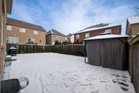 Photo 35 at 17 Lourakis Street, Jefferson, Richmond Hill