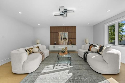 Photo 2 at 5 Atlee Avenue, Cliffside, Toronto