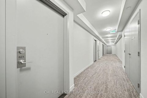 Photo 2 at 623 - 859 The Queensway, Queensway, Toronto