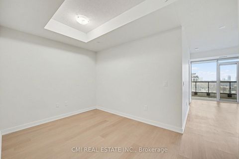 Photo 11 at 623 - 859 The Queensway, Queensway, Toronto