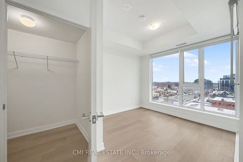 Photo 12 at 623 - 859 The Queensway, Queensway, Toronto