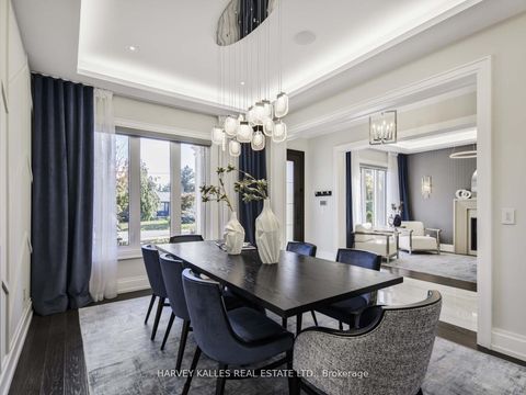 Photo 7 at 10 Malaren Road, Maple, Vaughan