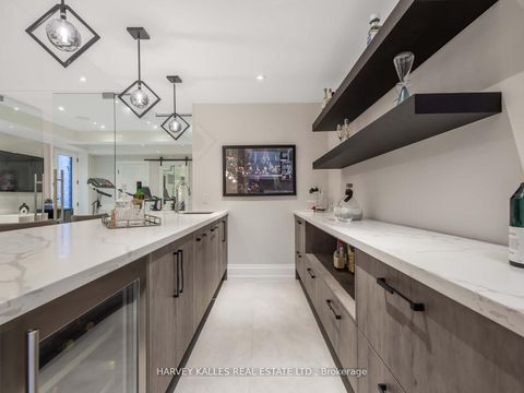 Photo 40 at 10 Malaren Road, Maple, Vaughan