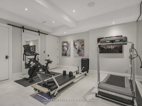 Photo 41 at 10 Malaren Road, Maple, Vaughan