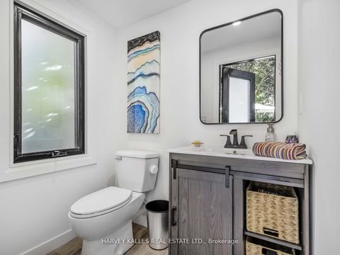 Photo 43 at 10 Malaren Road, Maple, Vaughan