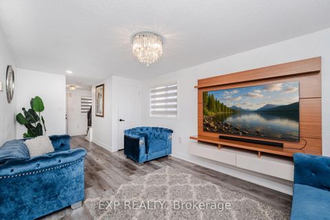 Photo 5 at 145 Courtney Crescent, Painswick South, Barrie