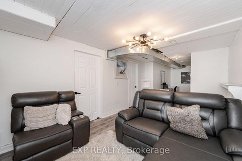 Photo 24 at 145 Courtney Crescent, Painswick South, Barrie