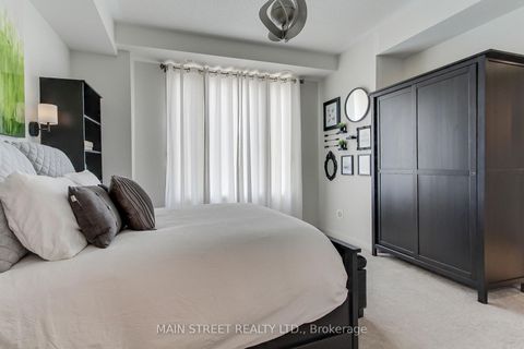 Photo 19 at 4 - 15949 Bayview Avenue, Bayview Northeast, Aurora