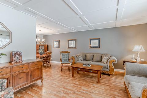 Photo 2 at 229 Deborah Way, Painswick North, Barrie