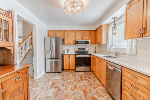 Photo 4 at 229 Deborah Way, Painswick North, Barrie