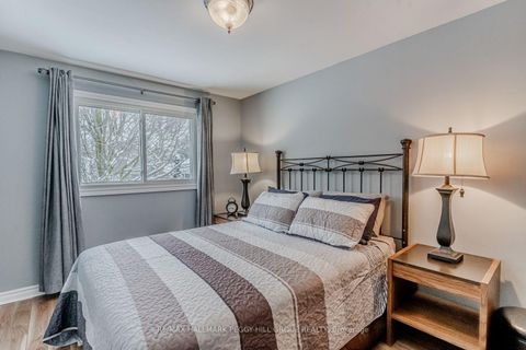 Photo 6 at 229 Deborah Way, Painswick North, Barrie