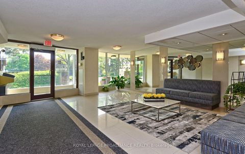 Photo 4 at 606 - 55 Huntingdale Boulevard, L'Amoreaux, Toronto