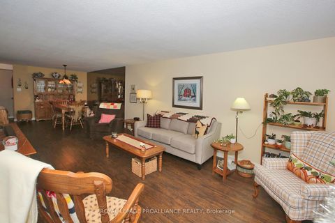 Photo 8 at 606 - 55 Huntingdale Boulevard, L'Amoreaux, Toronto