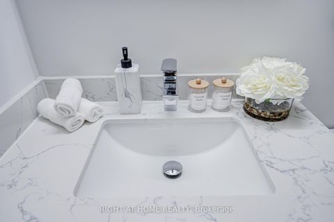 Photo 31 at 207 - 35 Empress Avenue, Willowdale East, Toronto