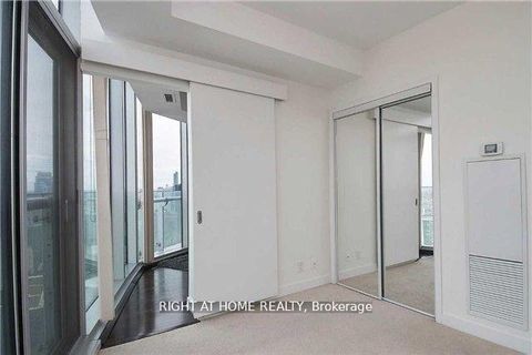 Photo 5 at 5707 - 12 York Street, Waterfront Communities C1, Toronto