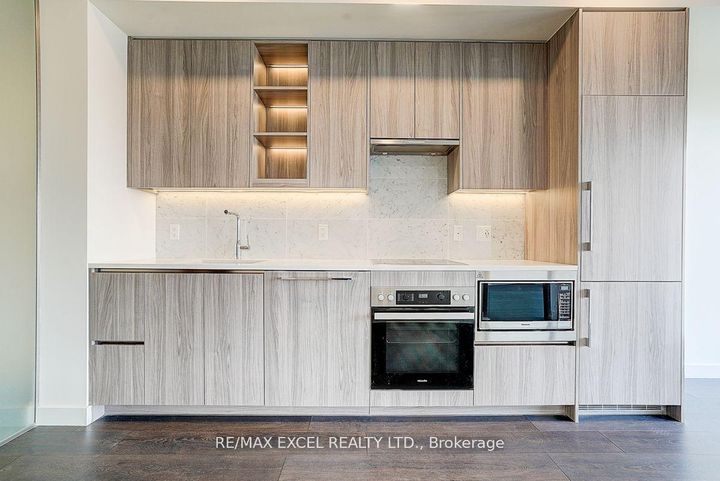 Photo 9 at 2001 - 85 McMahon Drive, Bayview Village, Toronto