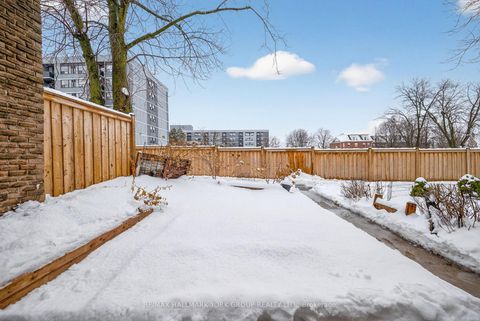 Photo 5 at 33 - 169 Milestone Crescent, Aurora Village, Aurora