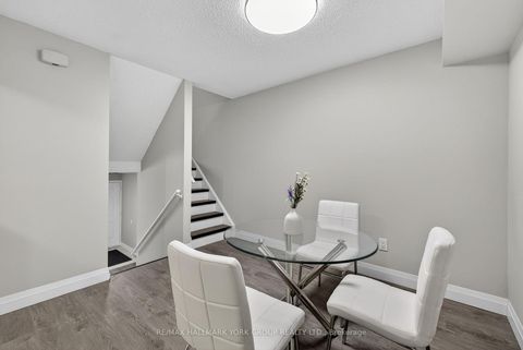 Photo 22 at 33 - 169 Milestone Crescent, Aurora Village, Aurora