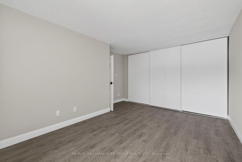 Photo 28 at 33 - 169 Milestone Crescent, Aurora Village, Aurora