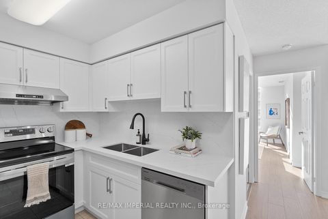 Photo 9 at 2318 - 35 Hollywood Avenue, Willowdale East, Toronto