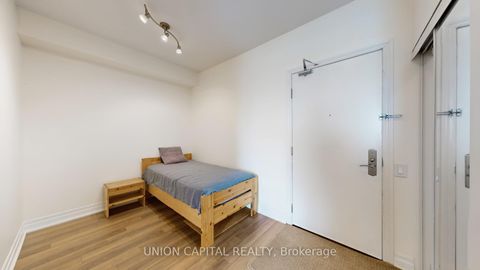 Photo 13 at PH01 - 61 Town Centre Court, Bendale, Toronto