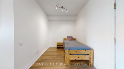 Photo 14 at PH01 - 61 Town Centre Court, Bendale, Toronto