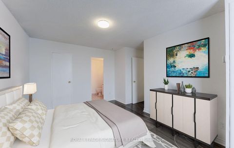 Photo 7 at 2011 - 85 Emmett Avenue, Mount Dennis, Toronto