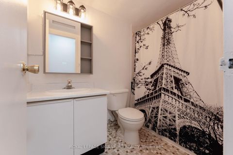 Photo 14 at 2011 - 85 Emmett Avenue, Mount Dennis, Toronto