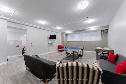 Photo 18 at 2011 - 85 Emmett Avenue, Mount Dennis, Toronto