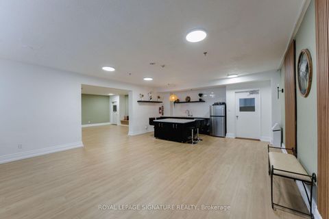 Photo 21 at 2011 - 85 Emmett Avenue, Mount Dennis, Toronto