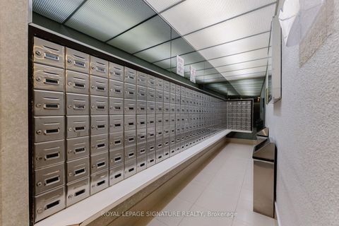 Photo 30 at 2011 - 85 Emmett Avenue, Mount Dennis, Toronto