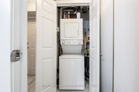 Photo 22 at 933 - 222 The Esplanade, Waterfront Communities C8, Toronto