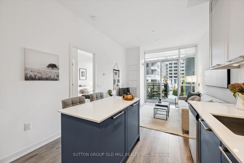 Photo 7 at 101 - 25 Neighbourhood Lane, Queensway, Toronto