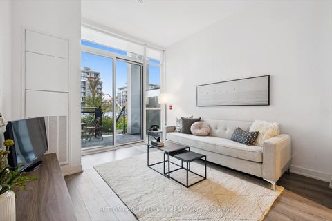 Photo 14 at 101 - 25 Neighbourhood Lane, Queensway, Toronto