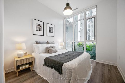 Photo 21 at 101 - 25 Neighbourhood Lane, Queensway, Toronto