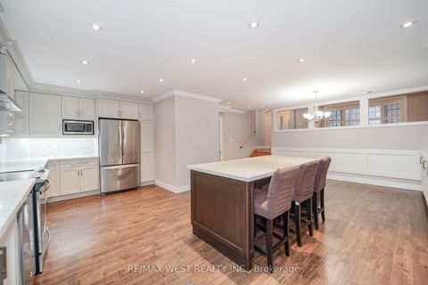 Photo 3 at 43 Dunsany Crescent, Richview, Toronto