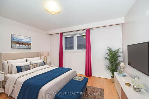 Photo 6 at 43 Dunsany Crescent, Richview, Toronto