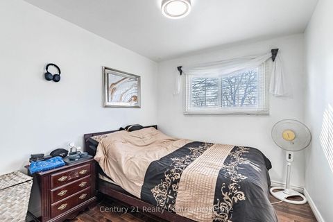 Photo 12 at 3800 Wyewood Road, Malton, Mississauga