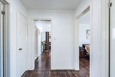 Photo 19 at 3800 Wyewood Road, Malton, Mississauga