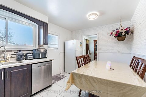 Photo 21 at 3800 Wyewood Road, Malton, Mississauga