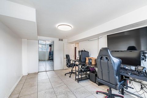 Photo 34 at 3800 Wyewood Road, Malton, Mississauga