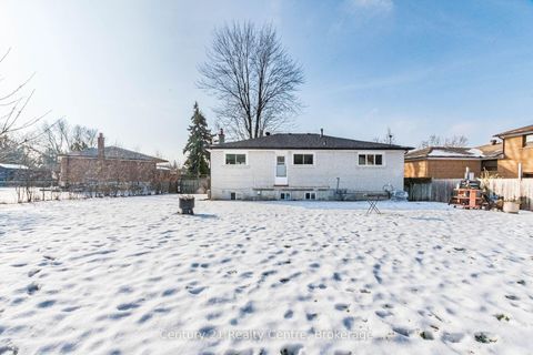 Photo 44 at 3800 Wyewood Road, Malton, Mississauga