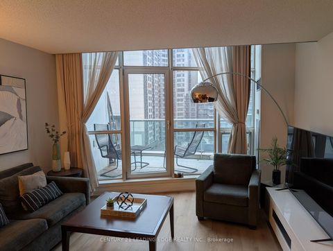 Photo 7 at 723 - 36 Blue Jays Way, Waterfront Communities C1, Toronto