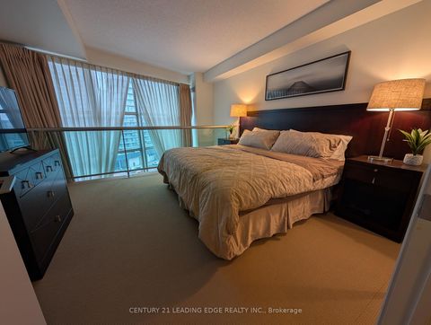 Photo 10 at 723 - 36 Blue Jays Way, Waterfront Communities C1, Toronto