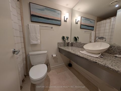 Photo 13 at 723 - 36 Blue Jays Way, Waterfront Communities C1, Toronto